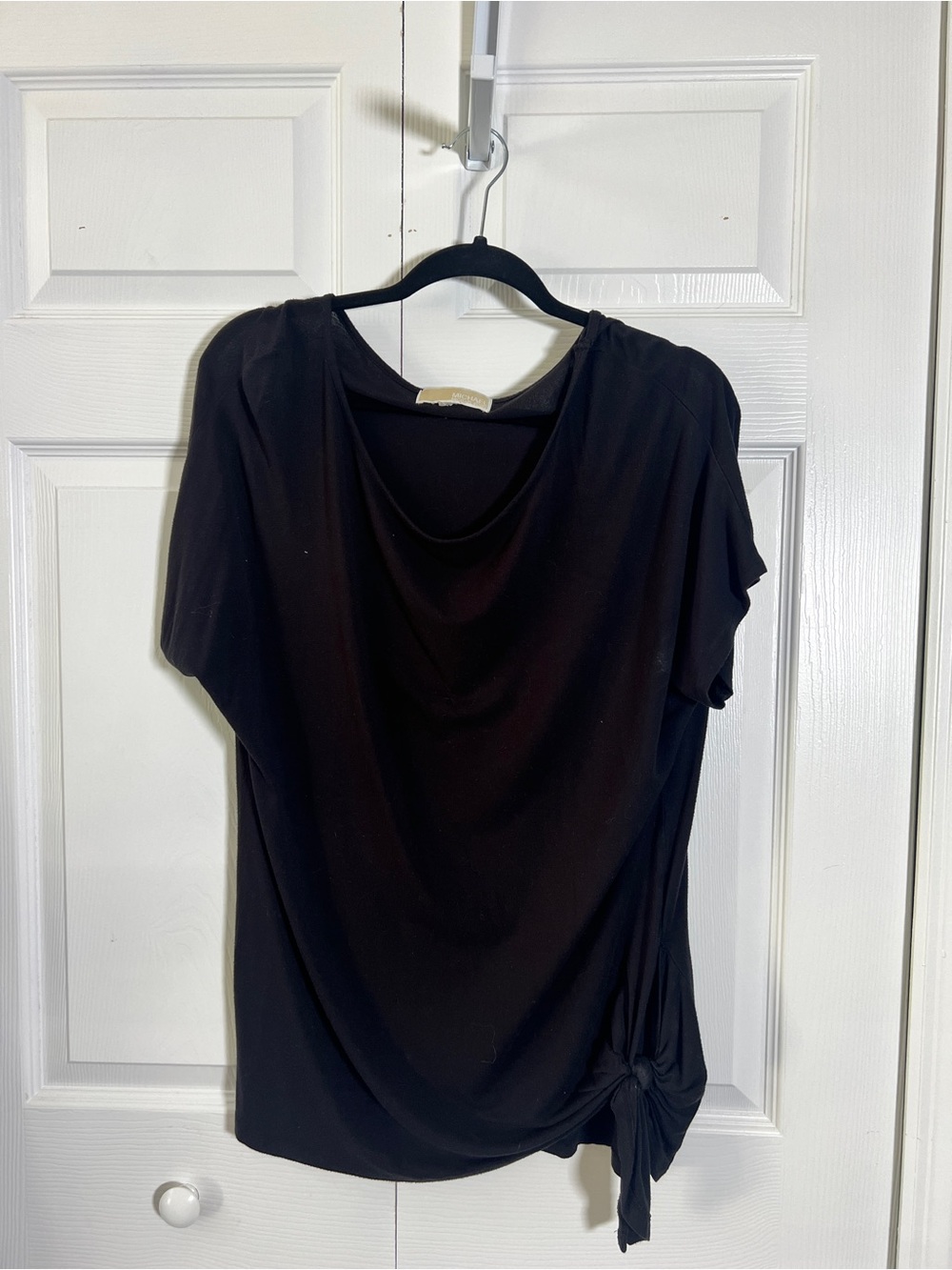 Michael Kors Black Short-Sleeve Knot Side Tee
